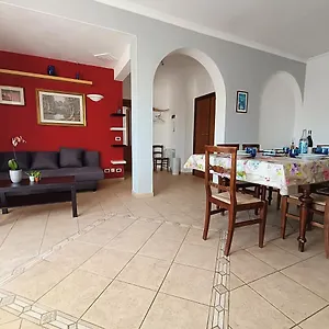 Apartment Avellini - Delightful And Spacious With Terrace - Near Metro A Cornelia, Rome